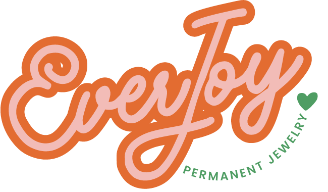 EverJoy Permanent Jewelry offers an in-home studio with a great selection and 5-star Google Reviews.